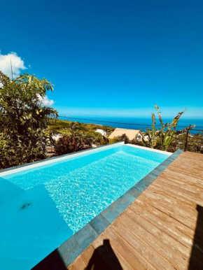 Maison vue mer avec piscine entre lagon et Maïdo